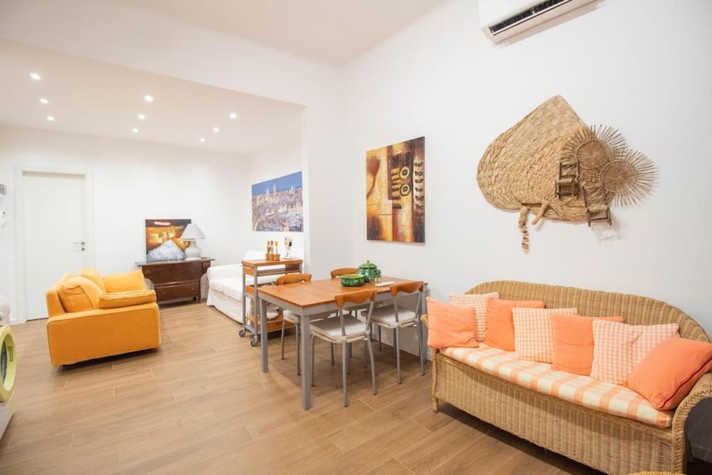 Orange Apartment - Genoa City Center Extérieur photo