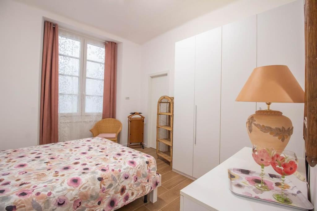 Orange Apartment - Genoa City Center Extérieur photo